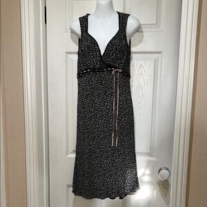 Black and White Sleeveless Dress